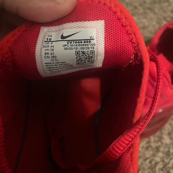 Nike AirMax 270 " University Red " - Picture 5 of 6